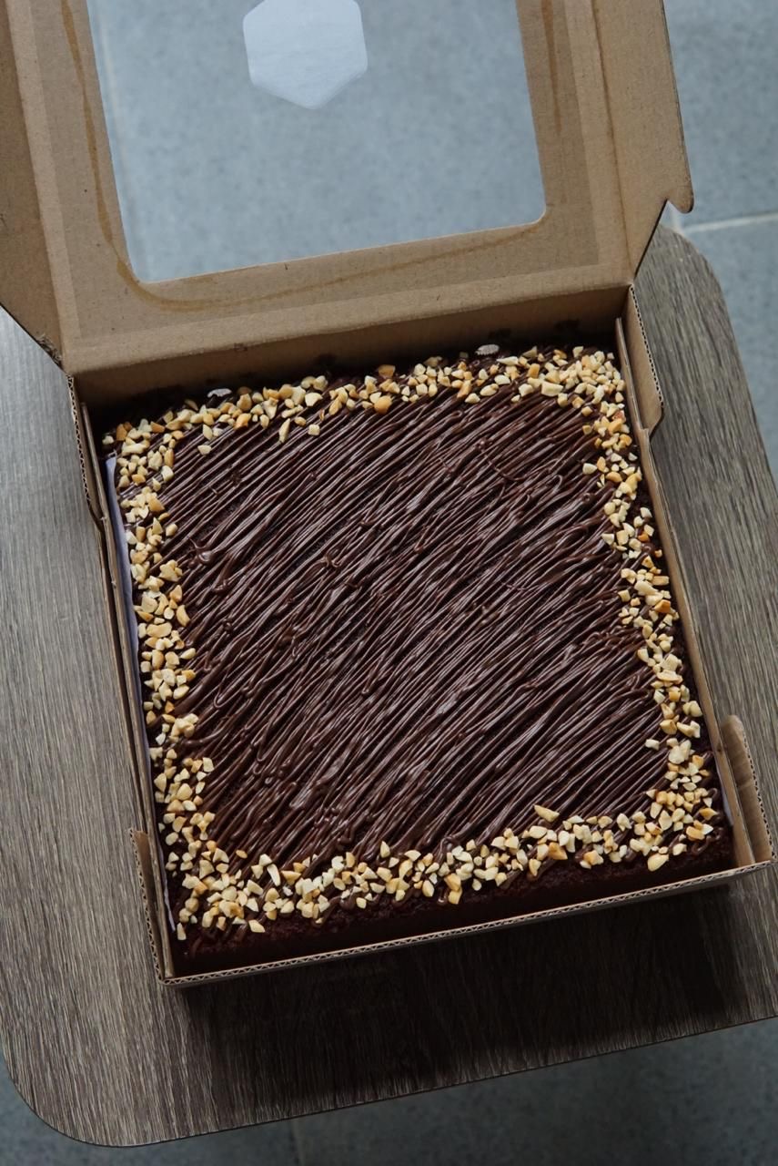 Brownies Kukus 22x22 (Coklat Kacang)