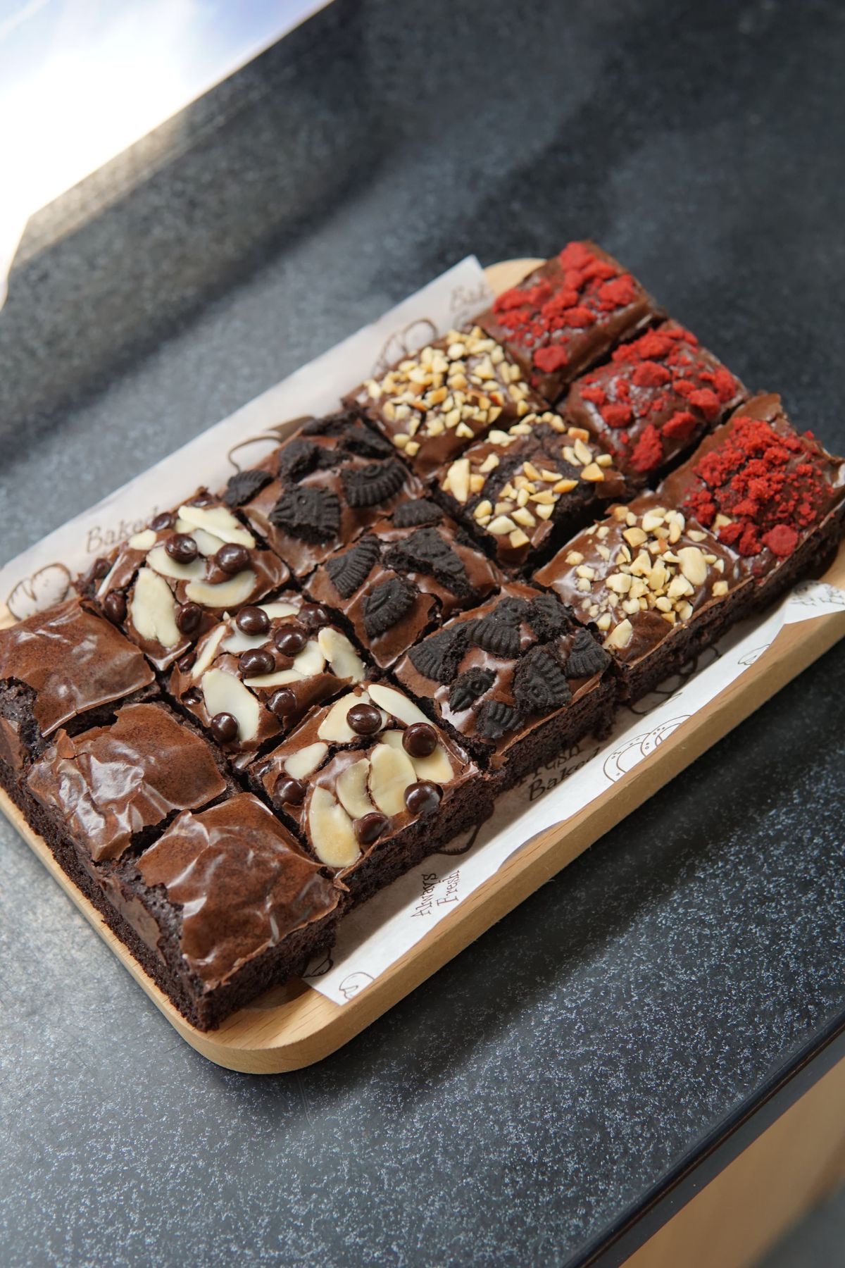 Fudgy Brownies Full Toping 20x10